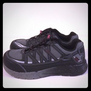 Women's Keen utility aluminum bottom sneakers